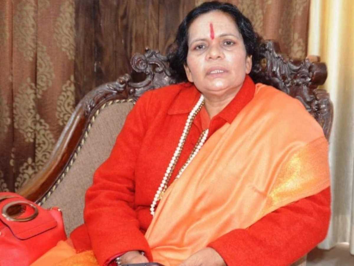 अकबरुद्दीन ओवैसी हिम्मत है तो दो मिनट के लिए लॉरेंस बिश्नोई से हाथ मिला लो: साध्वी प्राची